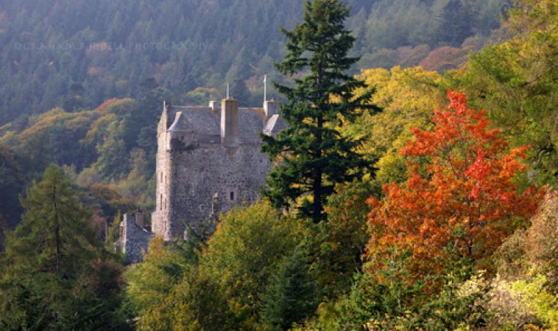 Neidpath Castle in autumn colours 