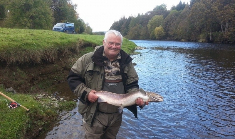 Client with salmon, River Tweed