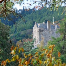Neidpath Castle